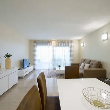 Apartament In Mascarat Beach *